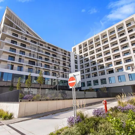 Downtown W King Size Bed And Ac * Μπρατισλάβα