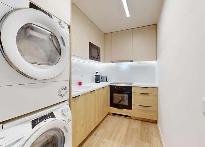 Apartament Downtown W King Size Bed And Ac Bratislava