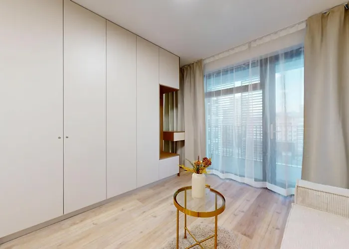 アパート Downtown W King Size Bed And Ac ブラチスラヴァ